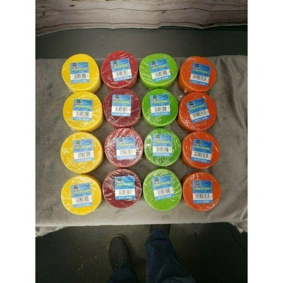 Coceca 16 Rolls Crepe Paper Streamers in 4 Colors - Picture 3 of 9